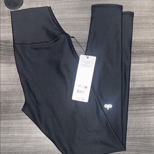 ALO Yoga Jet Black Performance Leggings